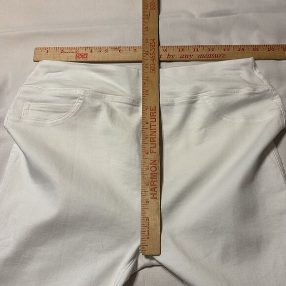 Spanx Jeanish Size pure white pants - Picture 5 of 8